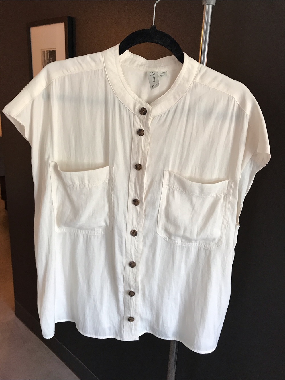 Joie Soft White Sleeveless Button Front Shirt